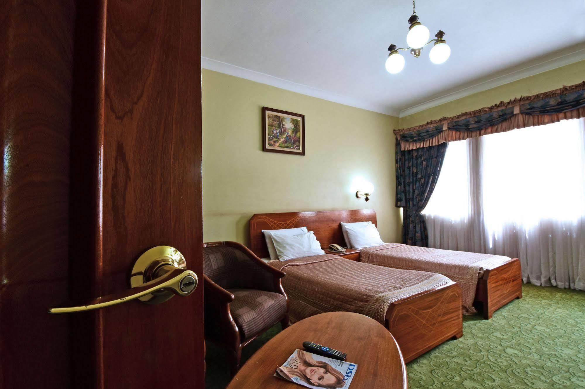 Grand Imperial Hotel Καμπάλα Εξωτερικό φωτογραφία